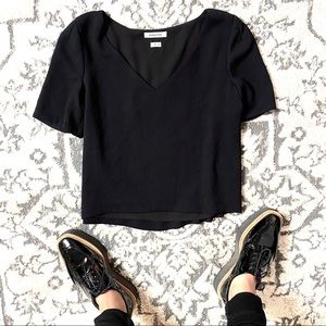 - Babaton black texture crepe crop top t-shirt extra small